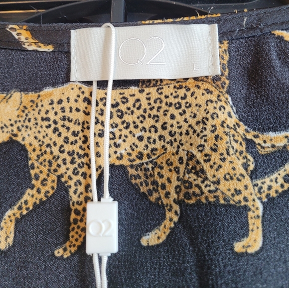 Leopard Print Romper. NWT. Size L. - Picture 10 of 14